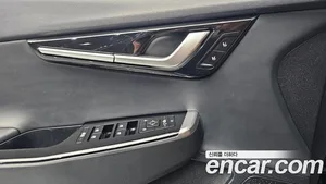 Kia EV6, 2021 — миниатюра 25