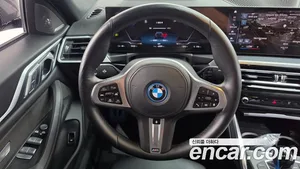 BMW i4, 2023 — миниатюра 19