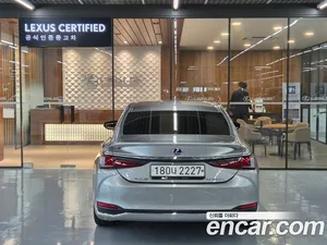 Lexus ES, 2021 — миниатюра 4