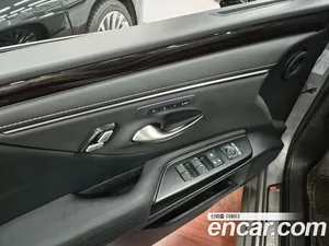 Lexus ES, 2021 — миниатюра 12