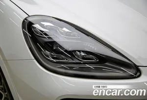 Porsche Cayenne, 2021 — миниатюра 6