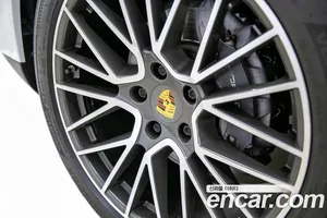 Porsche Cayenne, 2021 — миниатюра 10