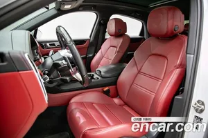 Porsche Cayenne, 2021 — миниатюра 12