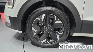 Kia Niro, 2023 — миниатюра 5