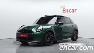 Mini Cooper, 2024 — миниатюра 1