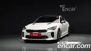 Kia Stinger, 2022 — миниатюра 3