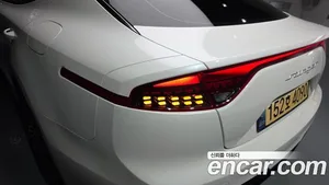 Kia Stinger, 2022 — миниатюра 9