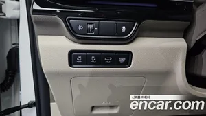 Kia Carnival, 2025 — миниатюра 25