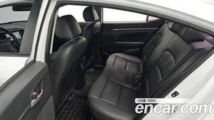 Hyundai Avante, 2017 — миниатюра 17