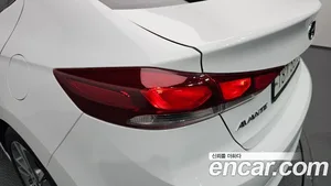 Hyundai Avante, 2017 — миниатюра 9