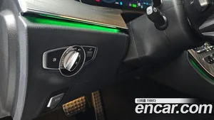 Mercedes-Benz E-Class, 2022 — миниатюра 27