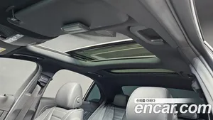 Mercedes-Benz E-Class, 2022 — миниатюра 32