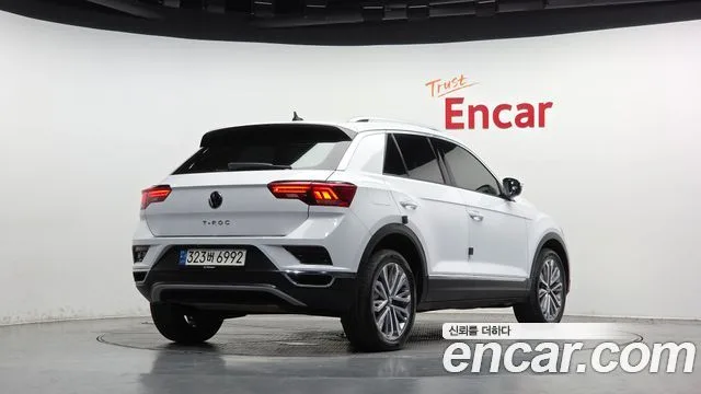 Volkswagen T-Roc, 2021 — фото автомобиля из Кореи