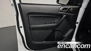 Ford Ranger, 2022 — миниатюра 13