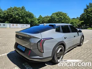 Kia EV4, 2025 — миниатюра 5