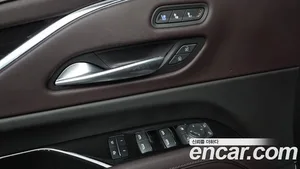 Cadillac Escalade, 2023 — миниатюра 32