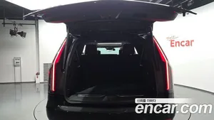 Cadillac Escalade, 2023 — миниатюра 37
