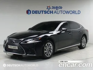 Lexus LS, 2020 — миниатюра 1