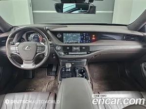 Lexus LS, 2020 — миниатюра 7