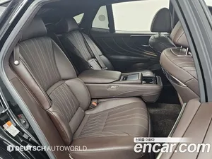 Lexus LS, 2020 — миниатюра 12