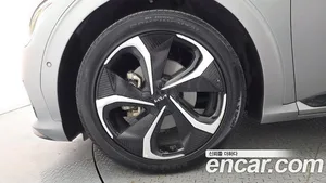 Kia EV6, 2022 — миниатюра 5