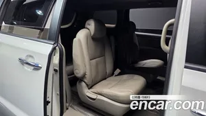 Kia Carnival, 2016 — миниатюра 12
