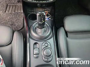 Mini Clubman, 2024 — миниатюра 13