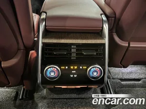 Land Rover Range Rover, 2025 — миниатюра 9