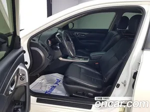 Nissan Altima, 2015 — миниатюра 8