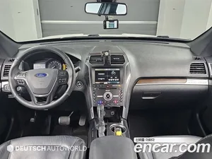Ford Explorer, 2015 — миниатюра 5