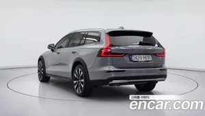 Volvo V60, 2024 — миниатюра 4
