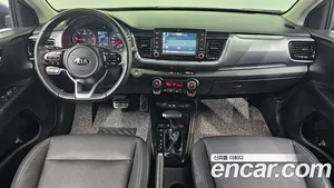 Kia Stonic, 2017 — миниатюра 10