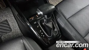Kia Stonic, 2017 — миниатюра 12