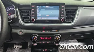 Kia Stonic, 2017 — миниатюра 19