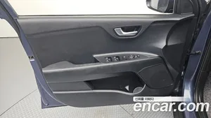 Kia Stonic, 2017 — миниатюра 14