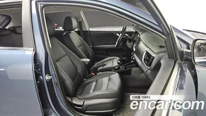 Kia Stonic, 2017 — миниатюра 16