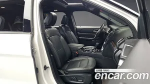 Ford Explorer, 2018 — миниатюра 11