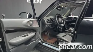 Mini Clubman, 2023 — миниатюра 13