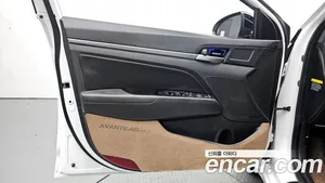Hyundai Avante, 2017 — миниатюра 14