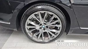 BMW 7-Series, 2019 — миниатюра 5