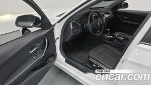 BMW 3-Series, 2018 — миниатюра 10