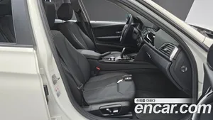 BMW 3-Series, 2018 — миниатюра 11