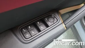 Porsche Cayenne, 2025 — миниатюра 13