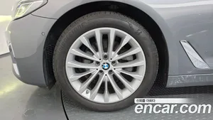BMW 5-Series, 2023 — миниатюра 5