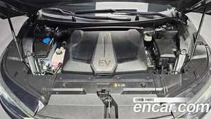 Kia EV6, 2022 — миниатюра 6