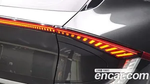 Kia EV6, 2022 — миниатюра 9