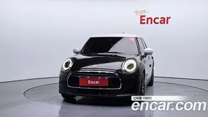 Mini Cooper, 2024 — миниатюра 3