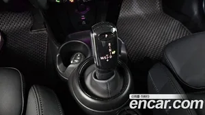 Mini Cooper, 2024 — миниатюра 12