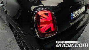 Mini Cooper, 2024 — миниатюра 9