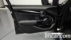 Mini Cooper, 2024 — миниатюра 14